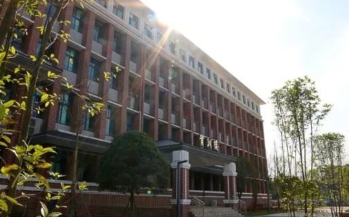 2024重慶資源與環(huán)境保護職業(yè)學(xué)院重點特色專業(yè)匯總表