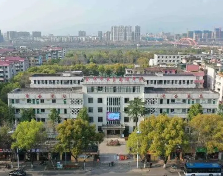 金華市云富高級(jí)中學(xué)怎么樣、好不好