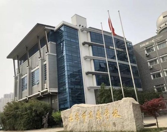 北京市京源學(xué)校地址，乘車路線