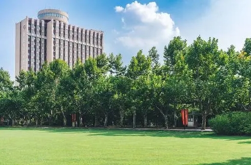 北京中杉學(xué)校地址，乘車路線