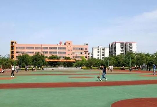 重慶市渝西中學(xué)怎么樣、好不好