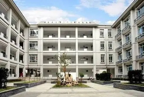重慶市輔仁中學(xué)校地址，乘車路線