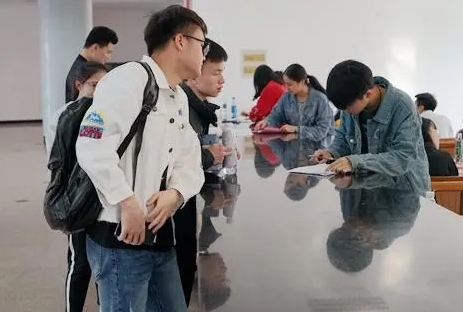 大學(xué)錄取通知書一般什么時(shí)候到？高考被錄取不去的后果是什么？