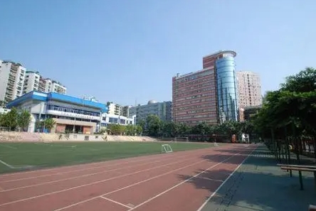 重慶市第十八中學(xué)校怎么樣、好不好