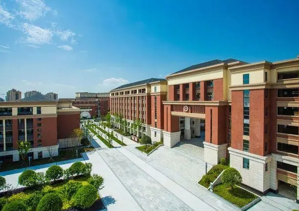 重慶市二十三中地址，乘車路線