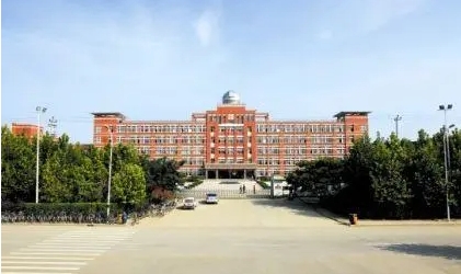 高邑縣第一中學(xué)地址，乘車路線