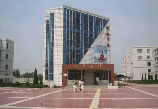 青龍滿族自治縣第一中學(xué)怎么樣、好不好