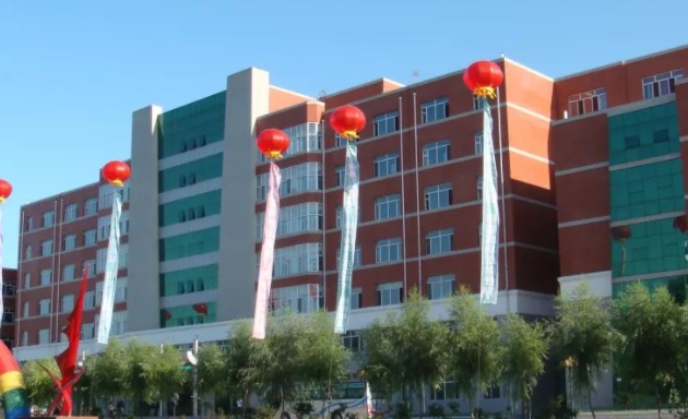 哈爾濱應(yīng)用職業(yè)技術(shù)學(xué)院藝術(shù)類(lèi)學(xué)費(fèi)（2024）