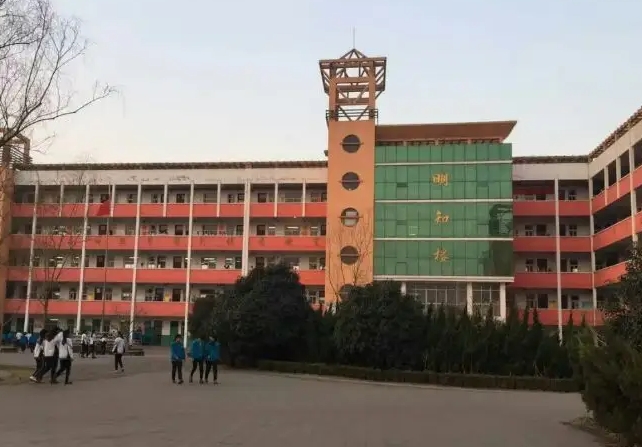 武安市第十中學(xué)怎么樣、好不好