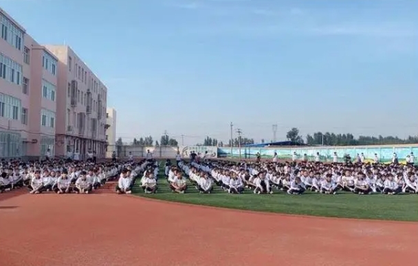 邢臺市第二十六中學(xué)地址，乘車路線