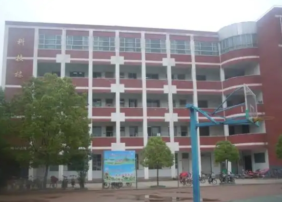 保定市物探中心學校第六分校地址，乘車路線