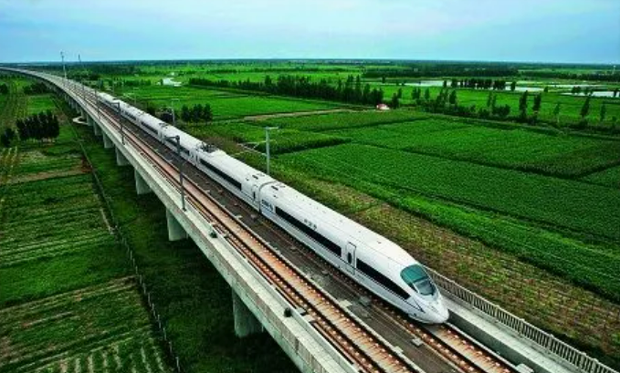 湖北2025年去讀鐵路學(xué)校學(xué)什么對以后好一點