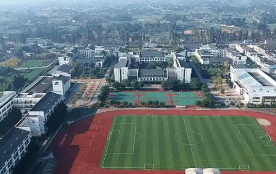 石室白馬中學(xué)怎么樣、好不好