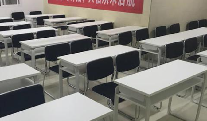 安徽玉成汽車(chē)職業(yè)學(xué)校:借我一段時(shí)光 ----致青年朋友 宋邦正