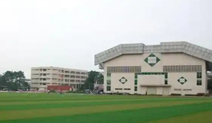 邛崍一中地址，乘車(chē)路線