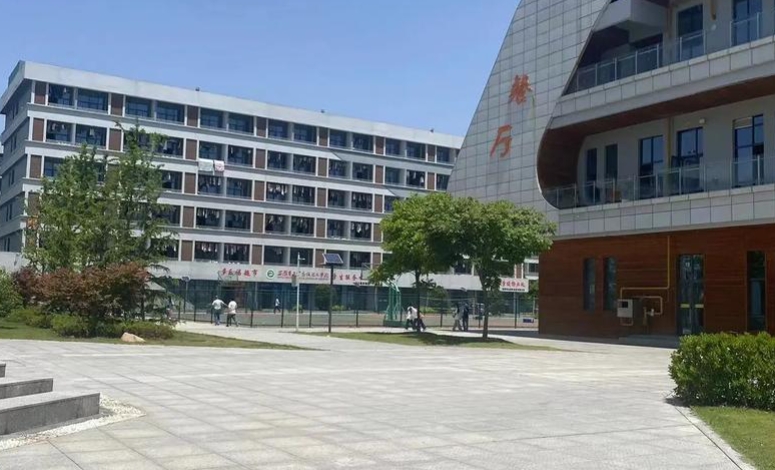 2025安徽省工業(yè)高級(jí)技工學(xué)校招生計(jì)劃 招生人數(shù)是多少(附要求、條件、對(duì)象)