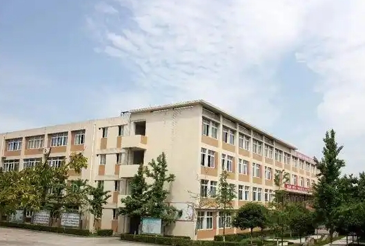 大邑縣實(shí)驗(yàn)中學(xué)怎么樣、好不好