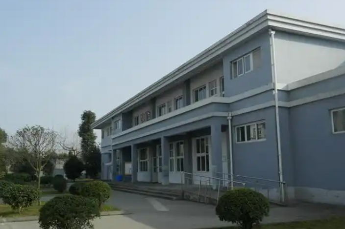 都江堰市天馬鎮(zhèn)中學地址，乘車路線